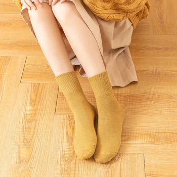1 пары осень-зима теплые женские хлопчатобумажные носки красочные специальные удобные вязаные носки для девочек повседневные женские носки