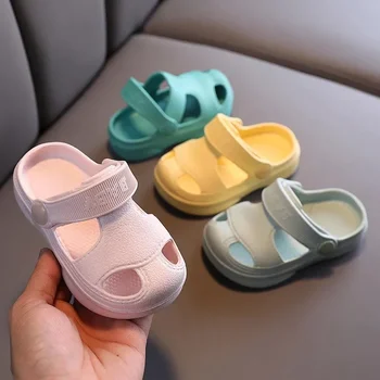  Summer New Baby Hole Shoes 2022 Дети Хороший нескользящий мягкий пол Старые мальчики Девочка Пляжные сандалии 1 -5 лет