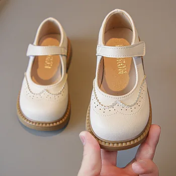 Мягкая детская обувь Однотонная обувь с круглым носком Универсальный британский стиль Обувь для малышей Девочка Hook & Loop 2023 Новая весенняя детская обувь Новинка